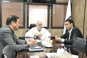 بازدید مدیر دفتر منابع فیزیکی وزارت بهداشت از بیمارستان بهارلو و تأکید بر لزوم احداث بیمارستان جدید